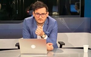 Jurnalistul Radu Buzăianu: „Mie nu îmi plac oportuniștii. Sunt alt gen de om.” Jurnalistul Radu Buzăianu: „Mie nu îmi plac oportuniștii. Sunt alt gen de om.”