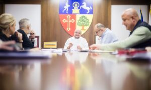 Investiție de 100 de milioane de euro în construcția unor centrale hidroelectrice în județul Vâlcea Investiție de 100 de milioane de euro în construcția unor centrale hidroelectrice în județul Vâlcea